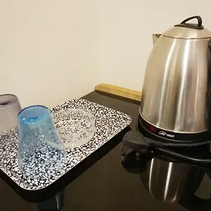  招待所 China Hk